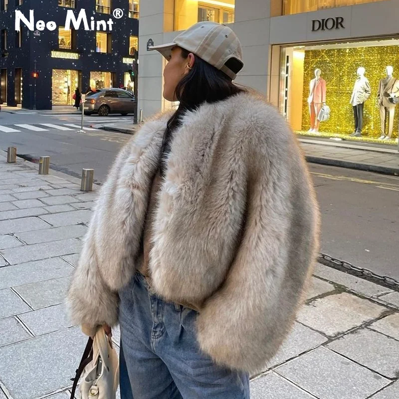 Street Fashion Week - مبدع الشارع أسبوع الموضة الفاخرة العلامة