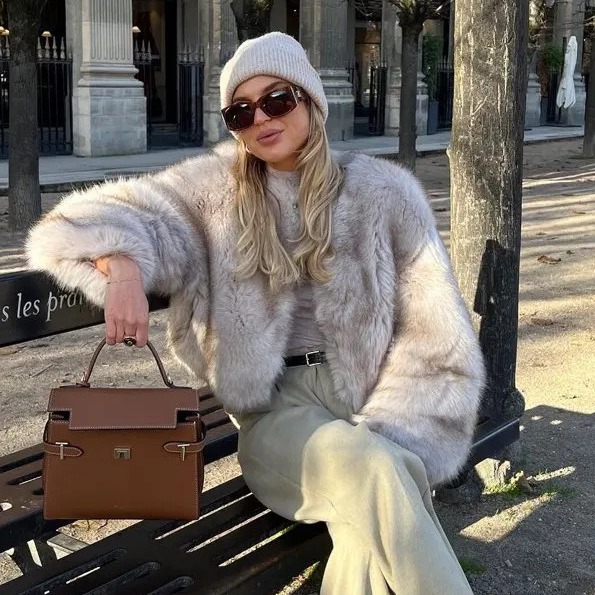 معطف فرو صناعي قصير فاخر من ما - مراجعة Street Fashion Week وسعره