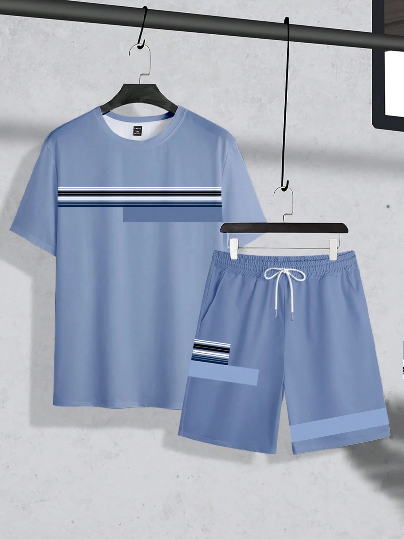 طقم صيفي جديد للرجال لعام 2026 - مراجعة Street Fashion Summer 2026 وسعره
