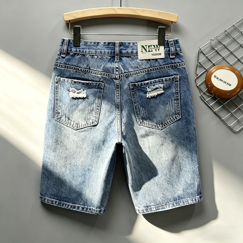 شورت جينز رجالي على الطراز الك - مراجعة Distressed Jean Rip وسعره
