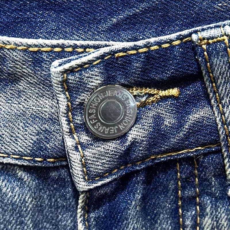 شورت جينز رجالي على الطراز الك - مراجعة Distressed Jean Rip وسعره