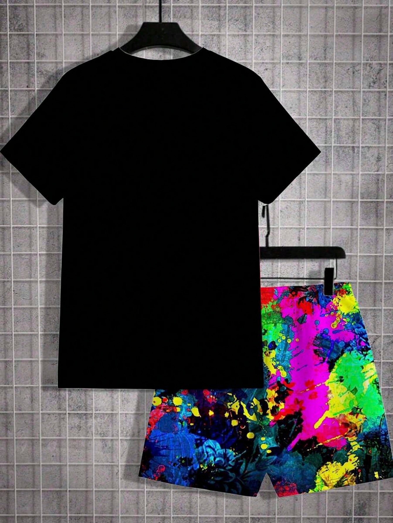 طقم صيفي جديد للرجال لعام 2026 - مراجعة Street Fashion Summer 2026 وسعره