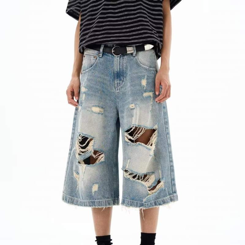 شورت جينز رجالي جديد بتصميم عت - مراجعة Distressed Jean Rip وسعره