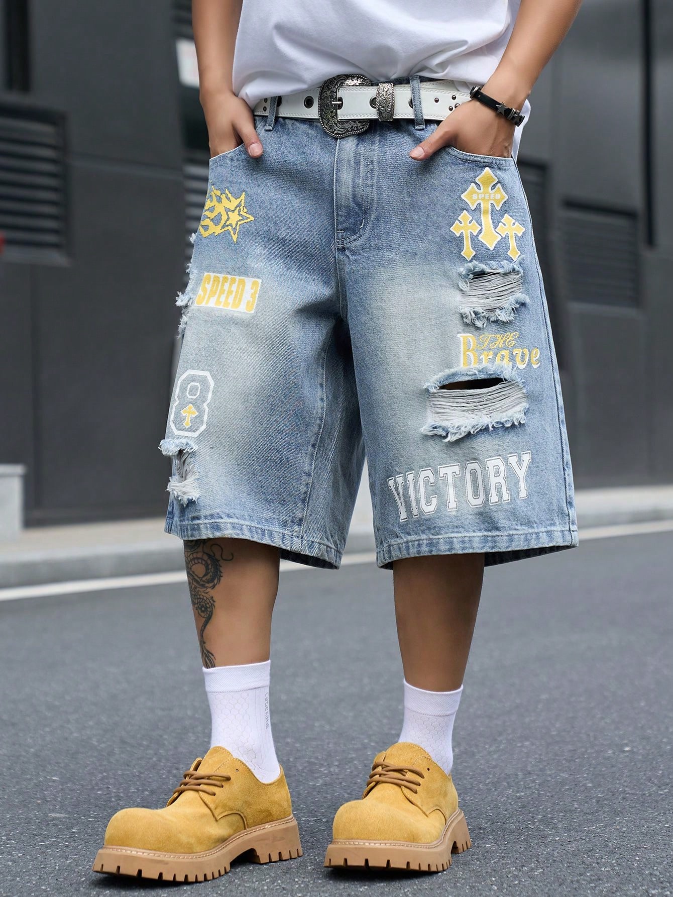 شورت برمودا من الدنيم بقصة فضف - مراجعة Distressed Jean Rip وسعره