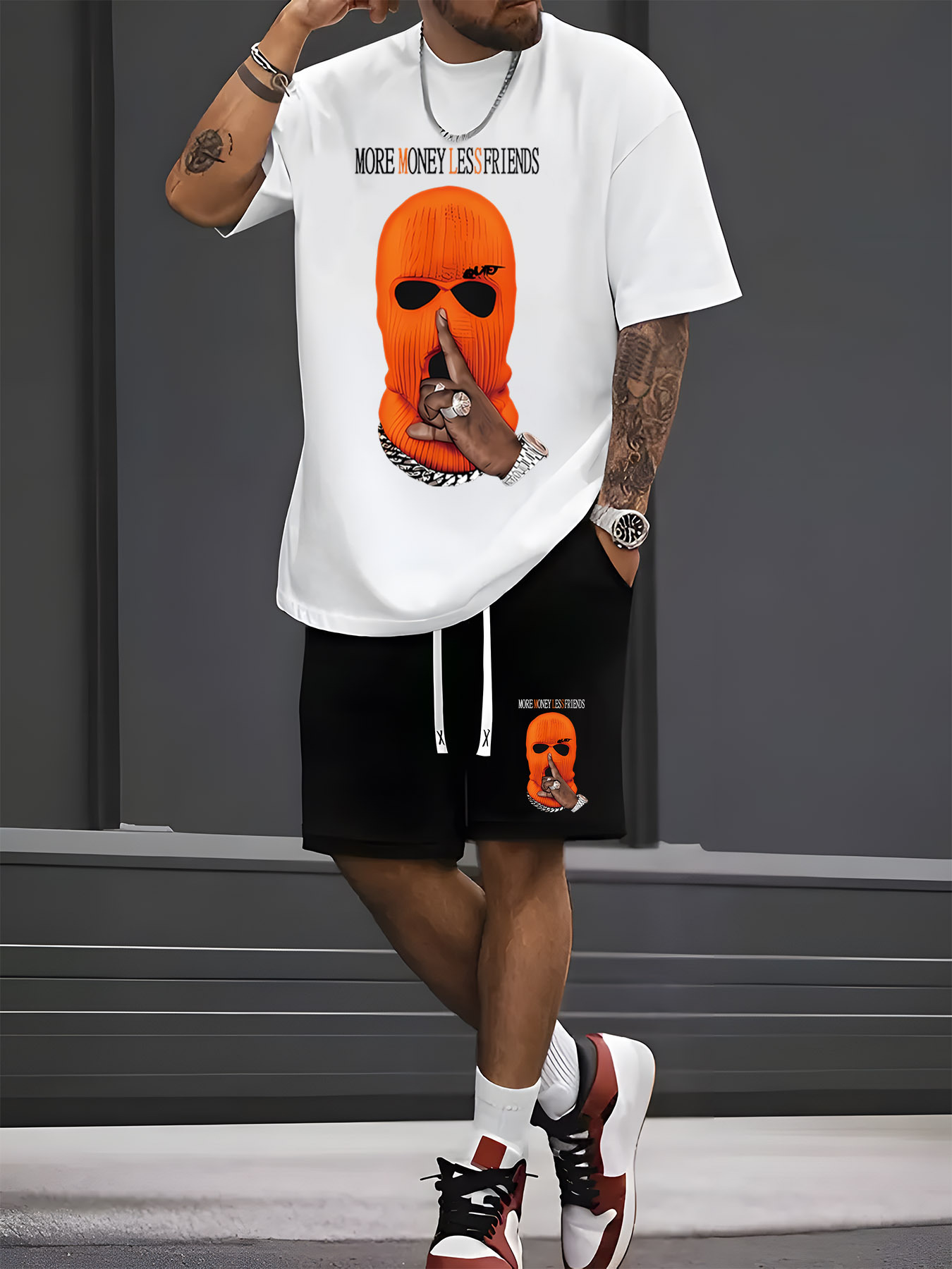 طقم صيفي جديد للرجال لعام 2026 - مراجعة Street Fashion Summer 2026 وسعره