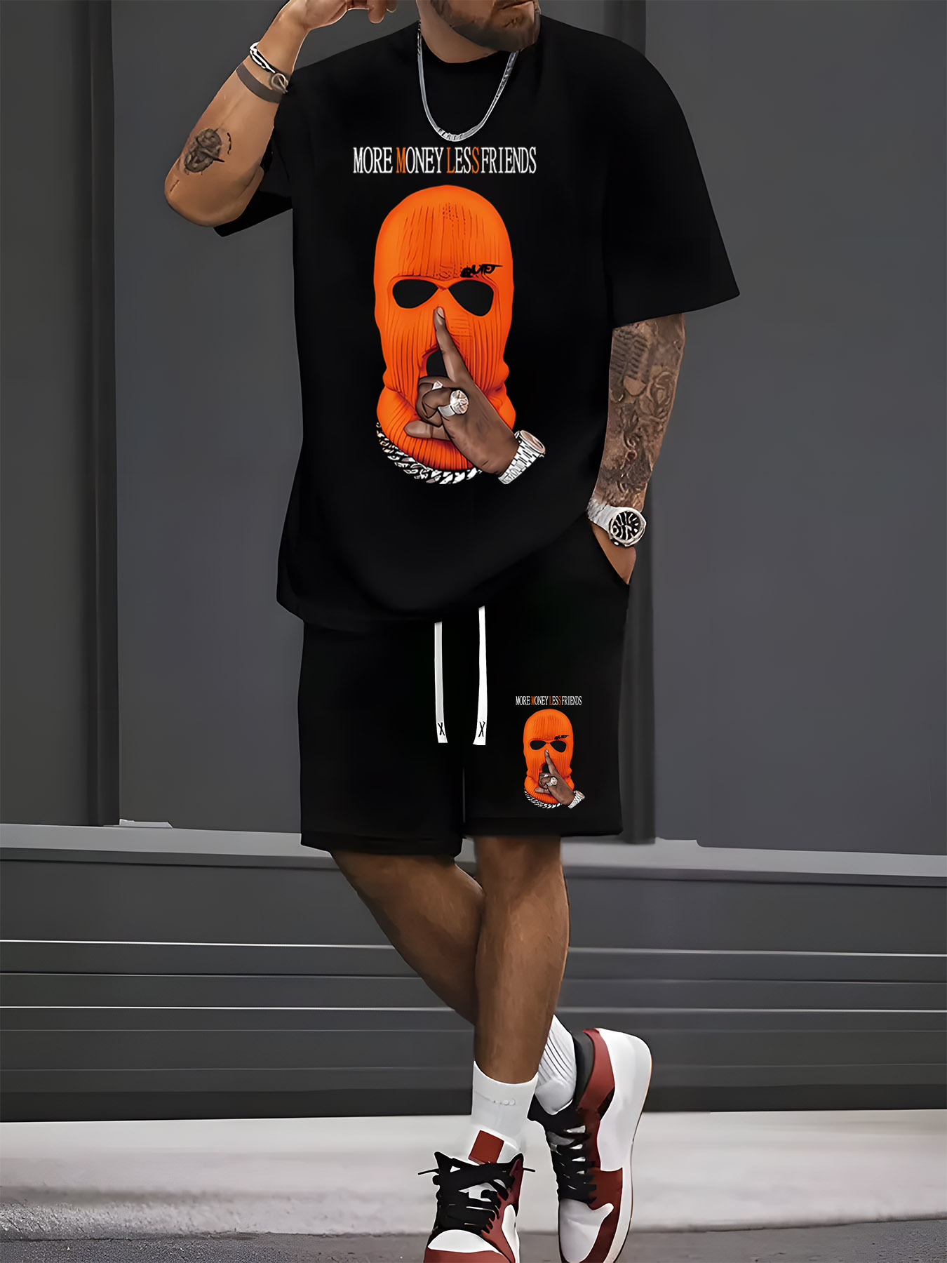 طقم صيفي جديد للرجال لعام 2026 - مراجعة Street Fashion Summer 2026 وسعره