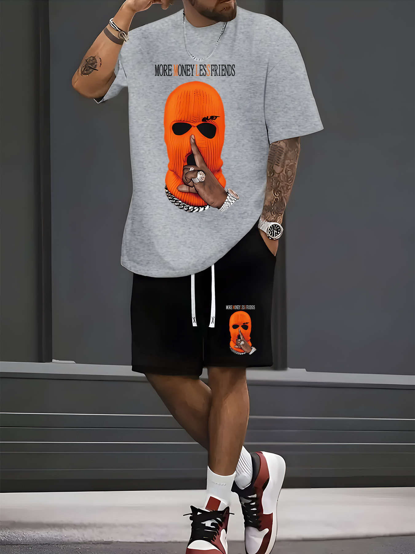 طقم صيفي جديد للرجال لعام 2026 - مراجعة Street Fashion Summer 2026 وسعره